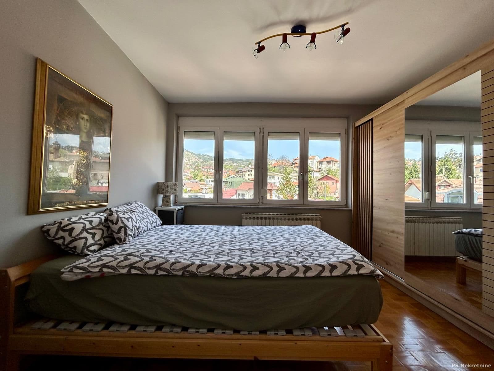 Trosoban stan Centar / Mejtaš, Mehmeda Handžića /77m2 - 2